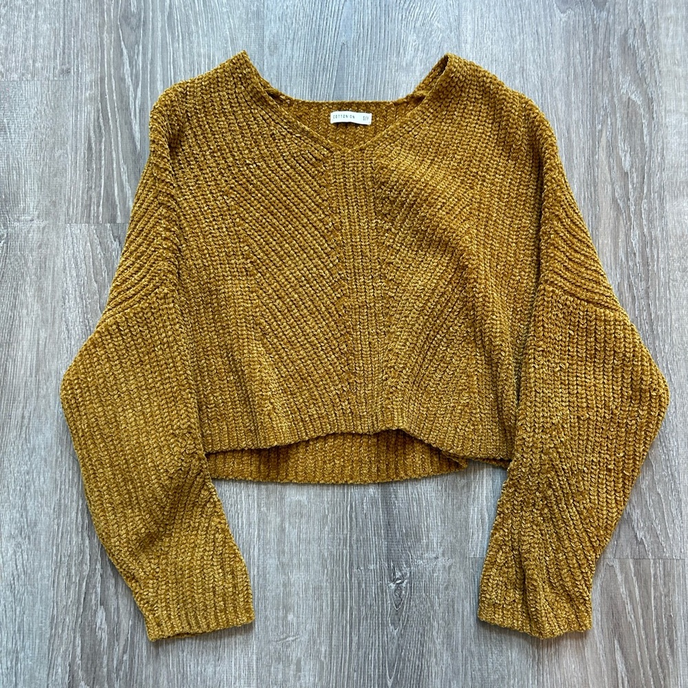 NWOT Cotton On Crop Sweater